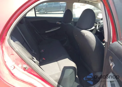 2010 Toyota Corolla S z USA, uszkodzony, nr VIN 1NXBU4EE9AZ177774